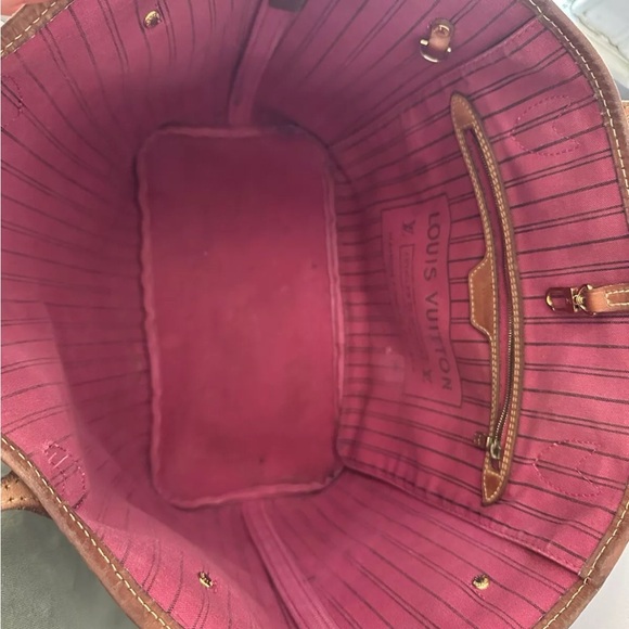 Authentic Louis Vuitton Neverful MM- Peony🩷✨ - Picture 10 of 10
